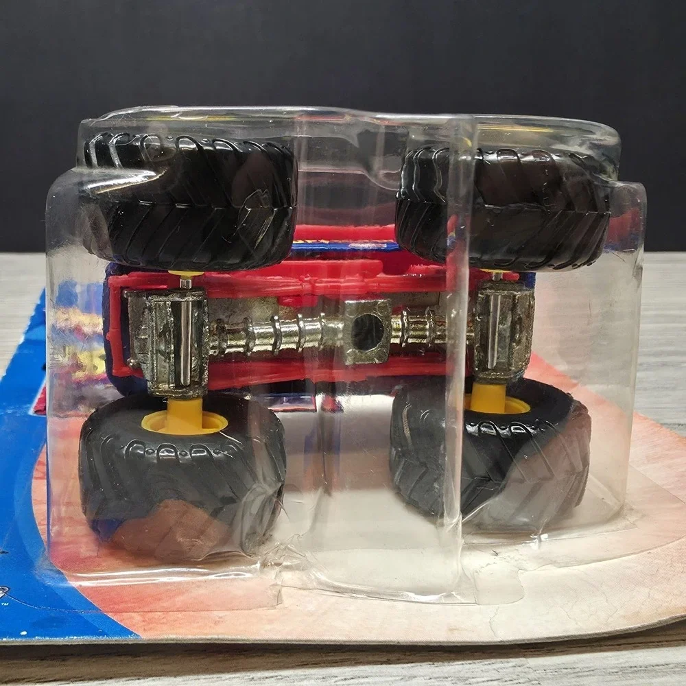 Vintage 2003 Hotwheels Monster Jam - Superman  - Metal Collection - Unopened